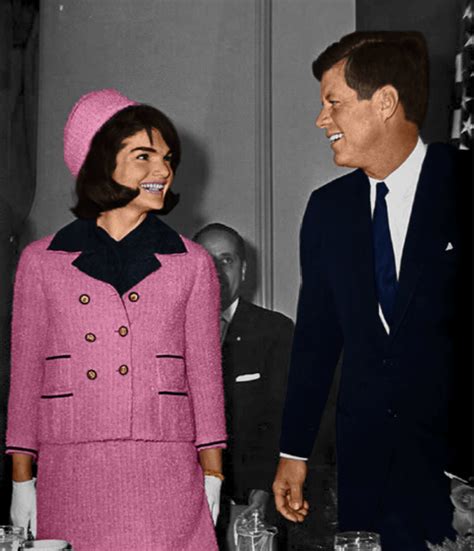 jackie kennedy pink dress suit.